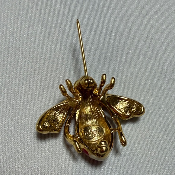 Joan Rivers Gold and Red Bee Brooch - Picture 9 of 9